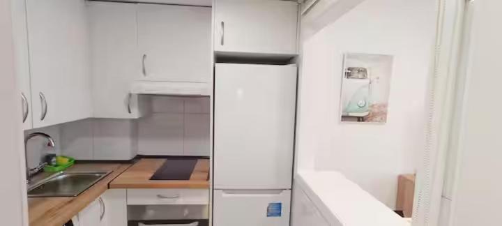 Aeropuerto 2 2 3 E Apartment Madrid