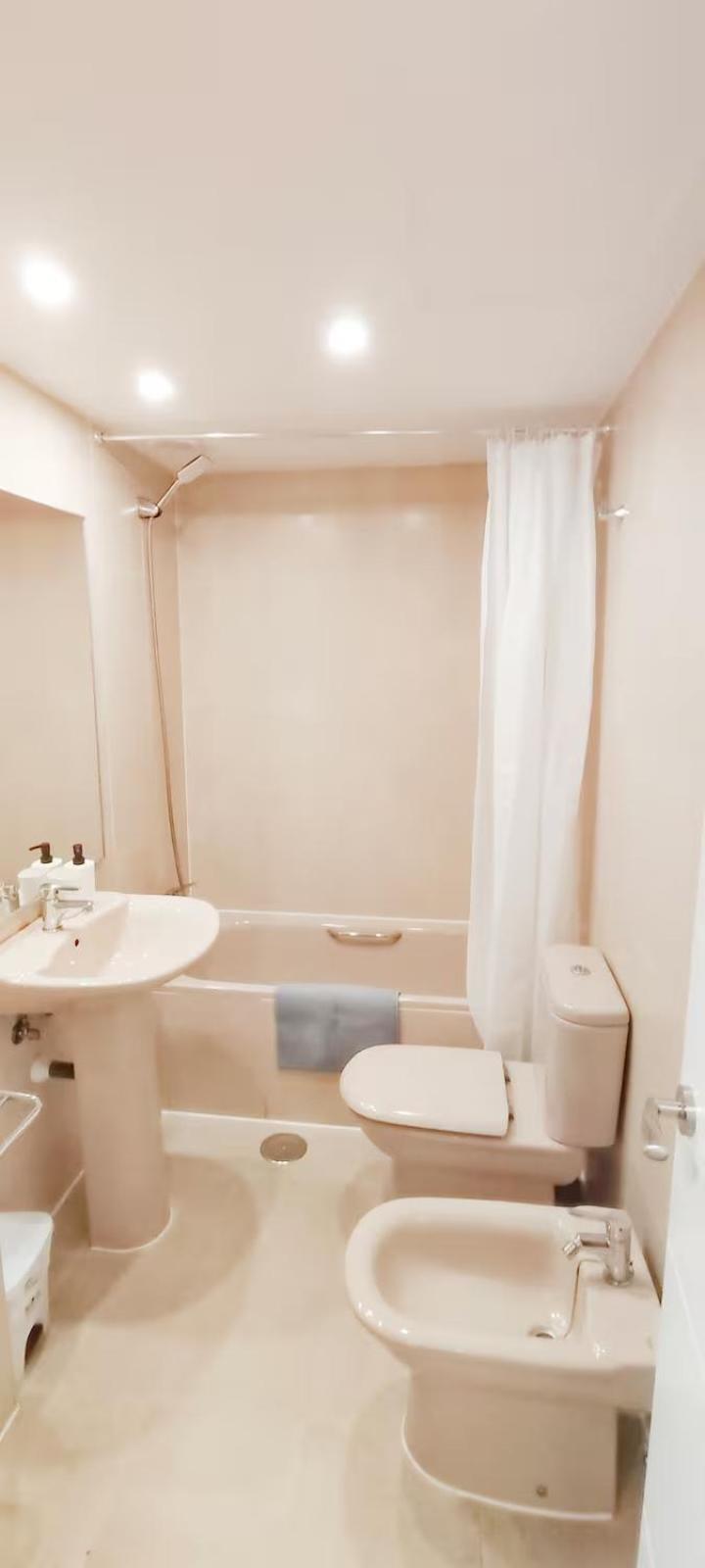 Aeropuerto 2 2 3 E Apartment
