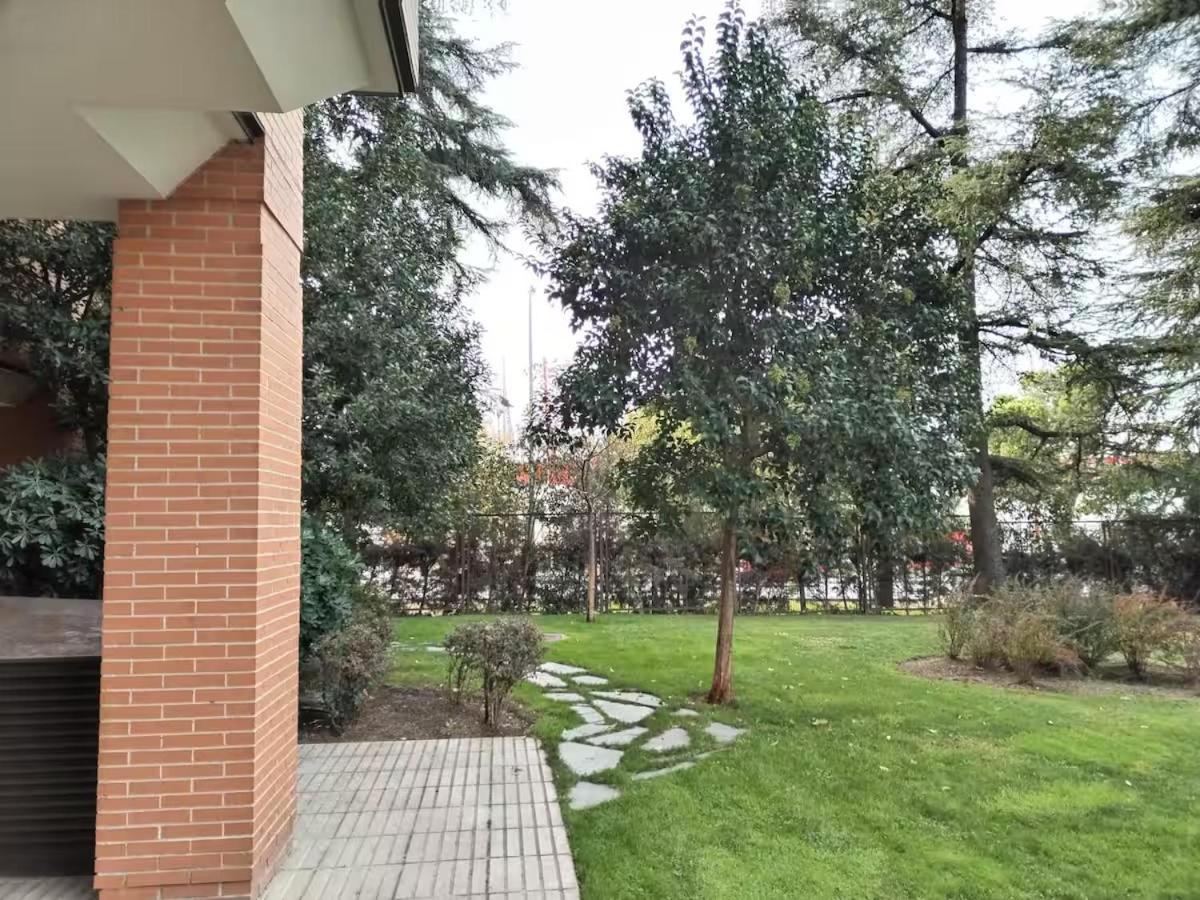 Aeropuerto 2 2 3 E Apartment Madrid